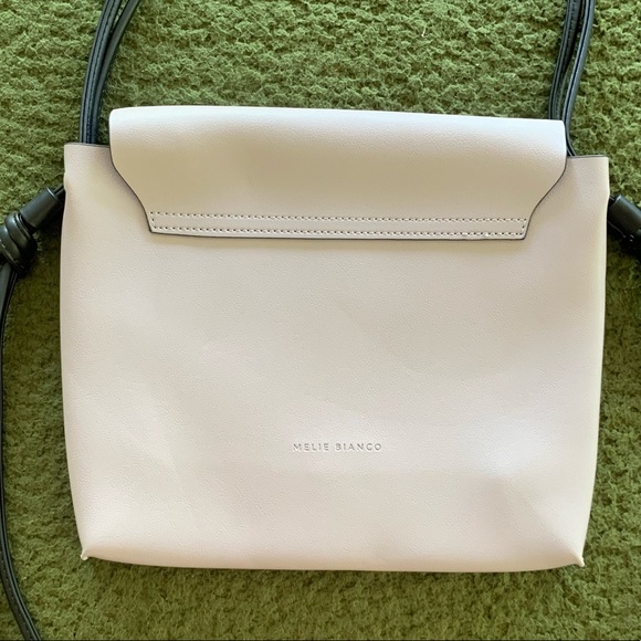 NEW Melie Bianco Dillen Vegan Leather Ring Crossbody - Picture 5 of 7